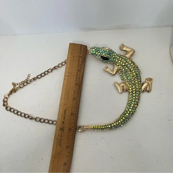 Huge Jeweled Green Lizard Pendant Statement Necklace - Picture 11 of 13